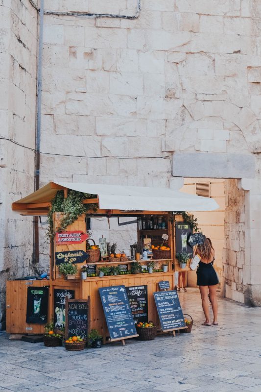 Split restaurant